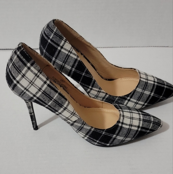 Liliana | Shoes | Womens Black And White Plaid Heels | Poshmark